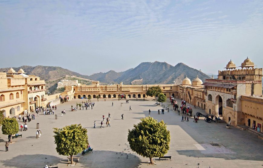 Historic Capitals & Majestic Heights: Exploring Delhi, Kashmir, and Ladakh
