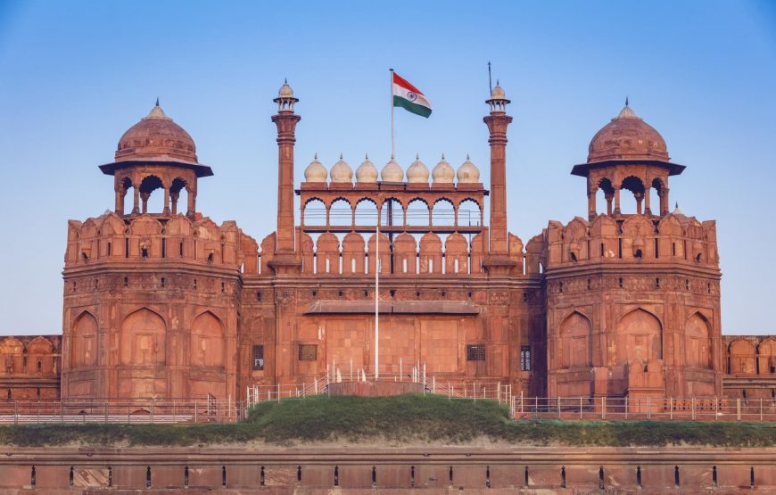 Royal Relics and Cultural Crossroads: Mumbai to Delhi Overland Adventure