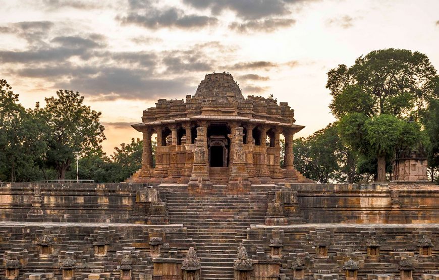 Gujarat Ancient Treasures & Desert Charms Tour