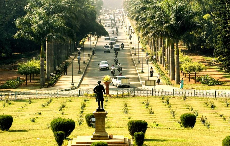Bangalore Splendor: Gardens, Forts, and Palaces Exploration
