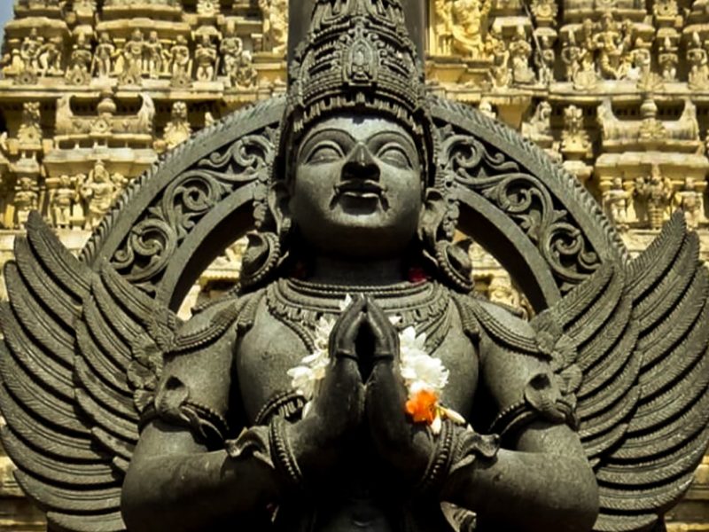 Sacred Stones: The Belur & Halebidu Temple Expedition