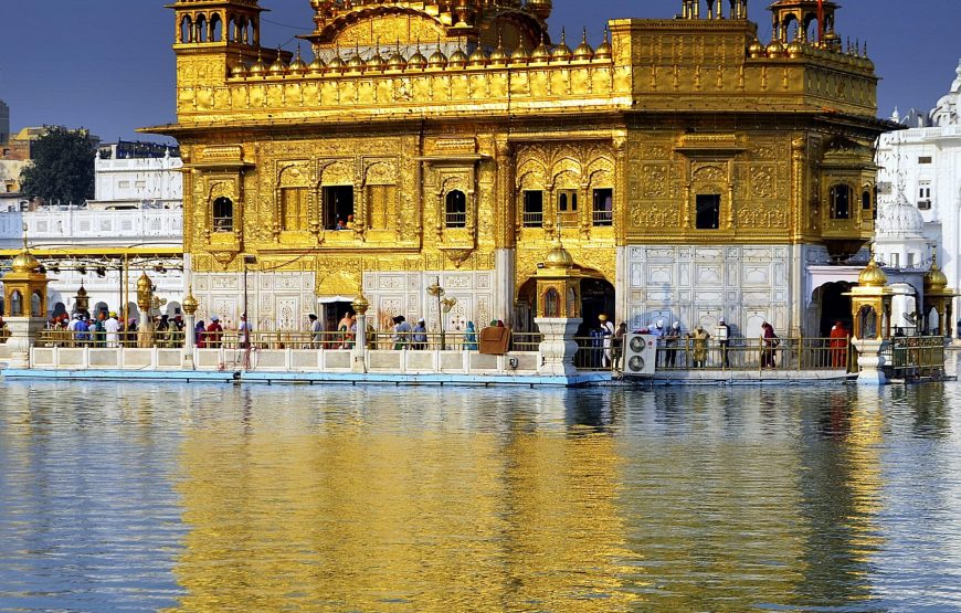 The Splendors of Amritsar: From Golden Temple to Wagah Border