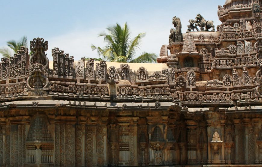 UNESCO Heritage Journey: Mumbai, Hampi & Badami Exploration