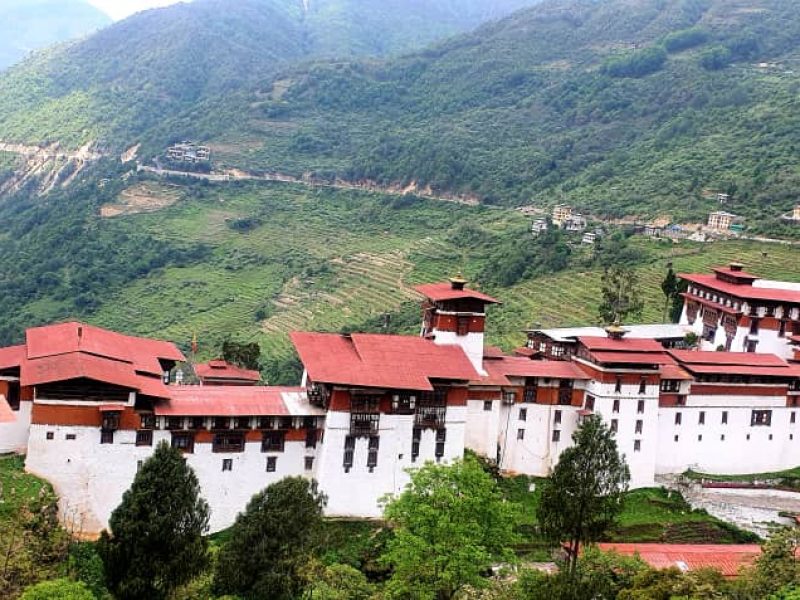 Bhutan Discovery: Cultural Marvels & Mountain Majesty