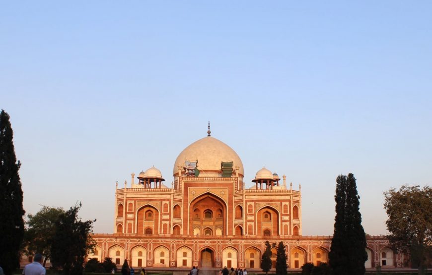 Imperial Delhi: Discovering Heritage and Hustle
