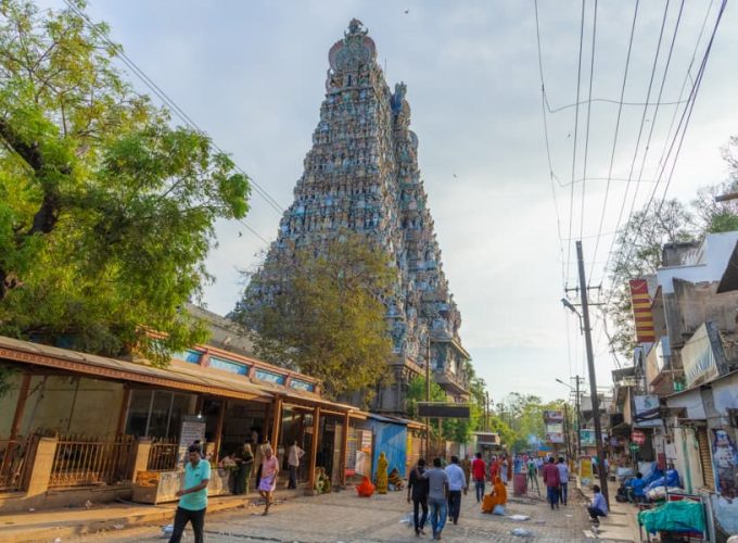 Madurai Marvels: Temples and Palaces Day Trip from Trichy