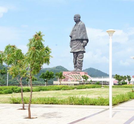 Unity and Magnificence: Statue of Unity Day Tour from Surat