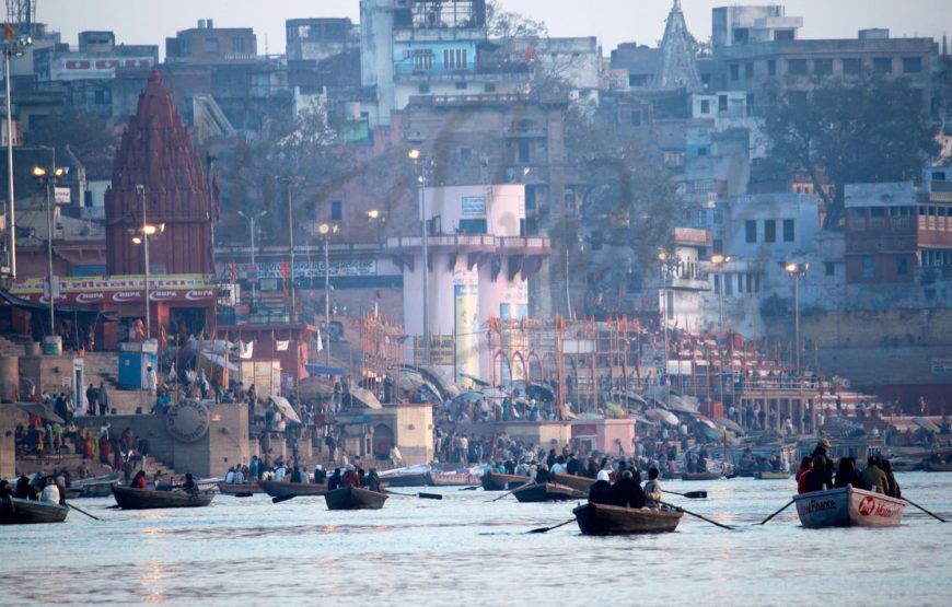 Divine Essence of Varanasi: Ganga Aarti & Spiritual Exploration