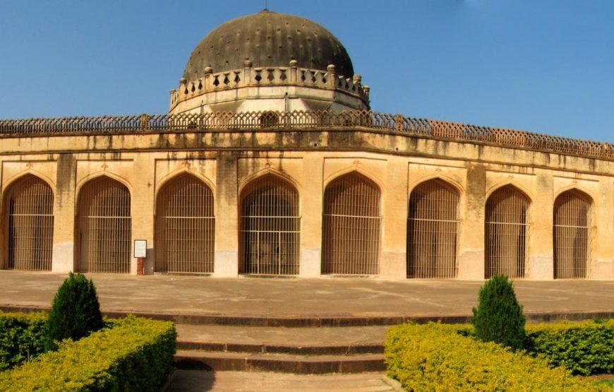 Bahmani Splendors: Day Trip to Bidar from Hyderabad