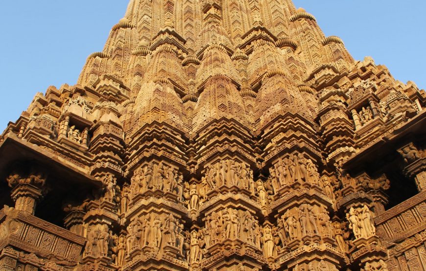 North India Heritage Tour: Forts, Palaces & Spiritual Retreat