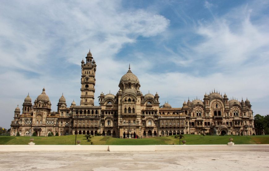 Coastal Splendors & Cultural Delights: Mumbai to Ahmedabad Tour