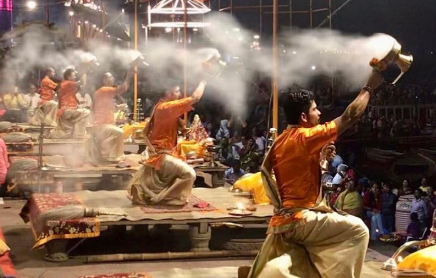 Sacred Varanasi: Forts, Temples, and Ganga Aarti